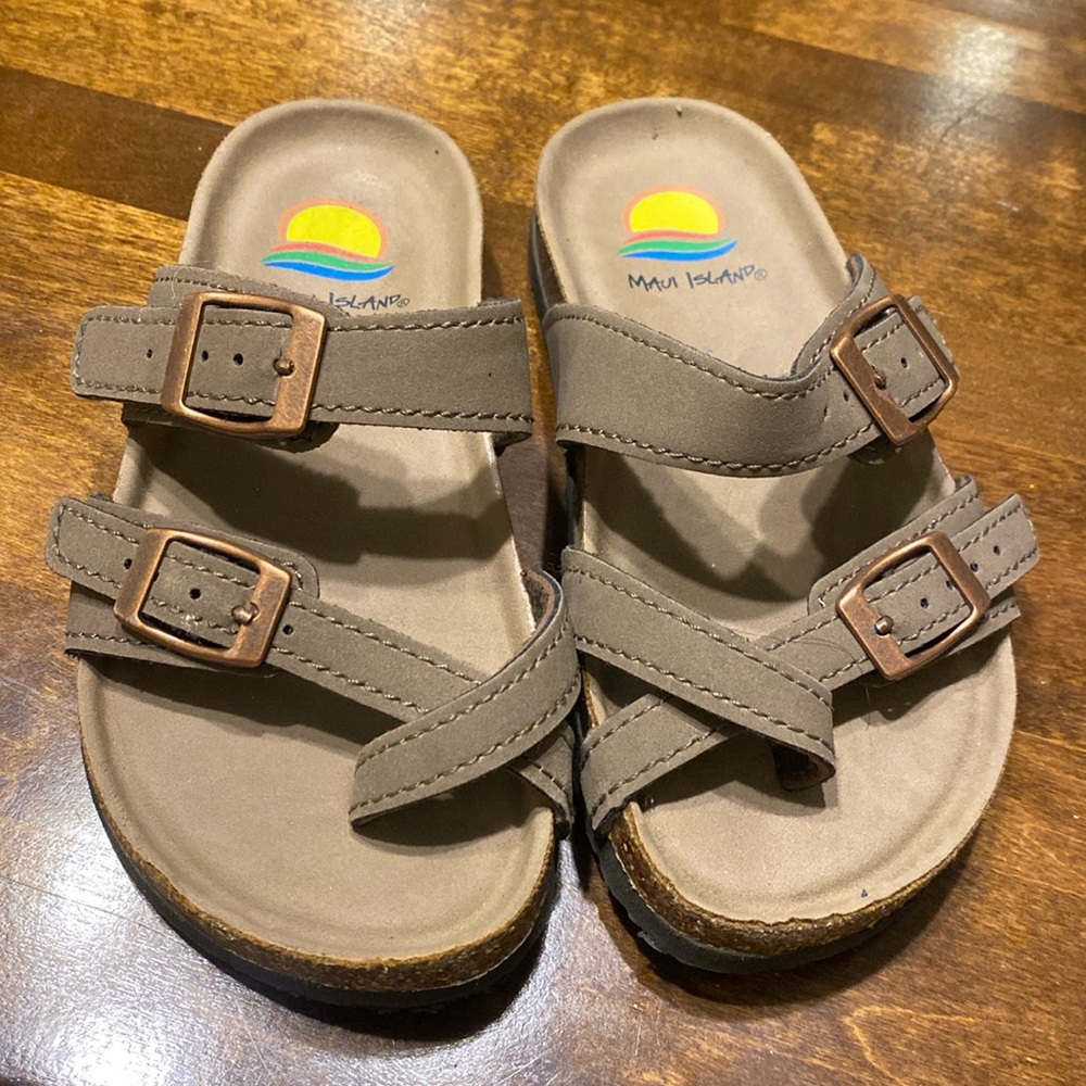 Girls sandals
